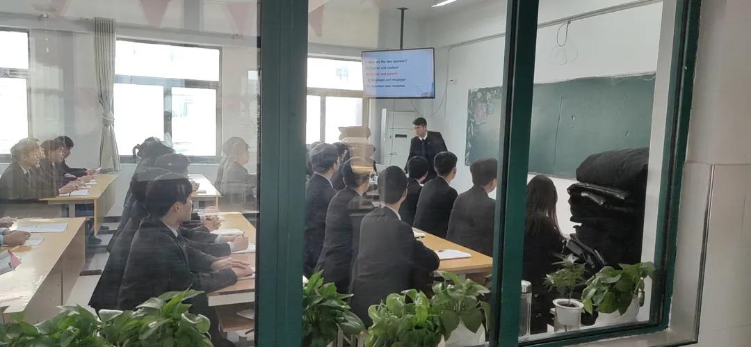 为什么选择八维教育？