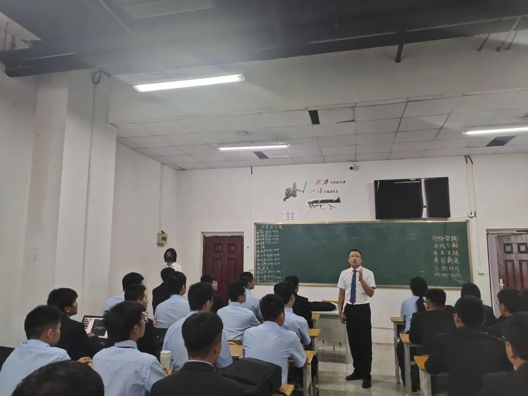 八维教育培训学校人工智能专业核心技术学习