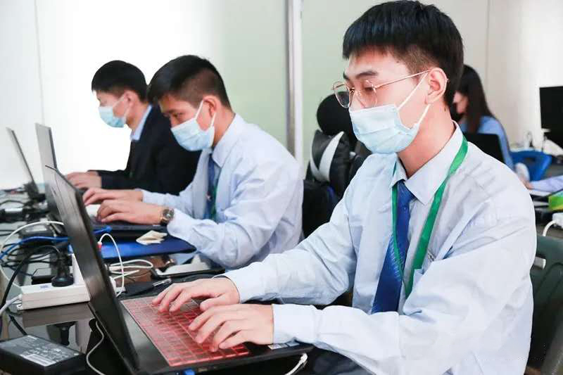八维学院引领教育教学新模式赋能学生智慧学习数字技术