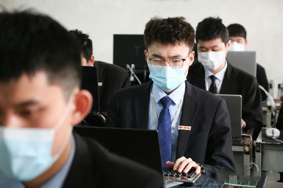 八维教育为云计算行业输送高端人才让学子真正走向职业巅峰
