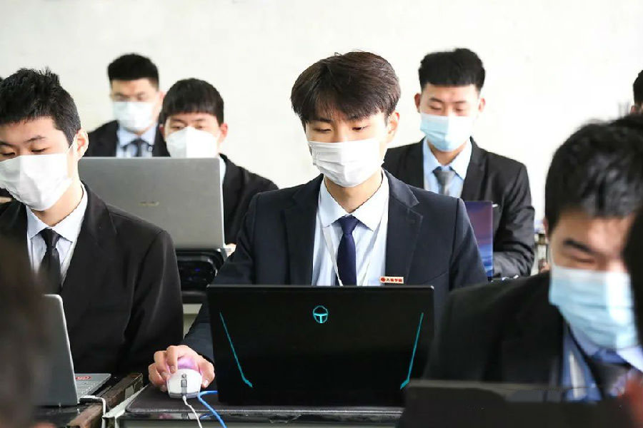 八维教育建设数字化学习平台打通学生走向更广阔职场生涯