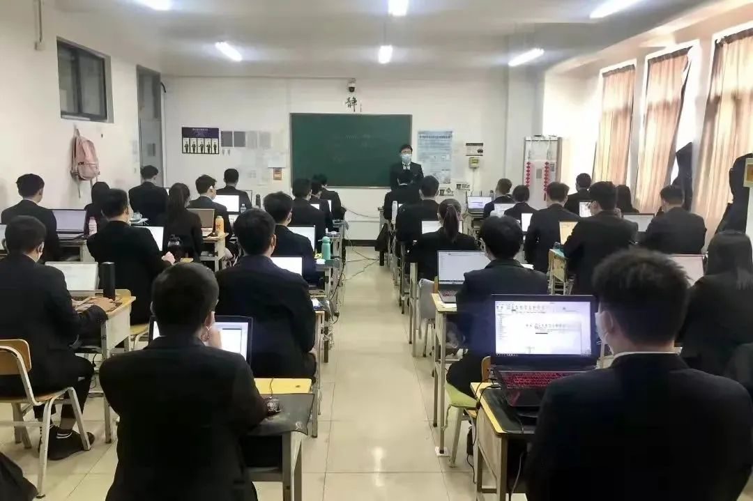 八维大数据培训