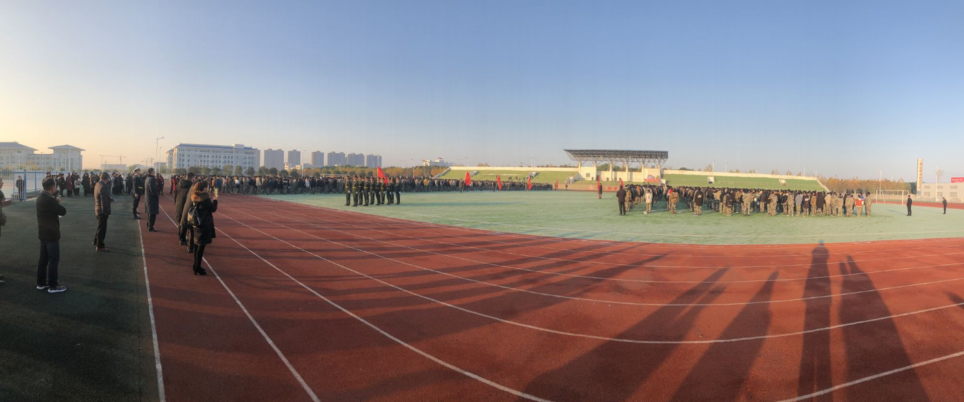 八维职业学校学子校园生活