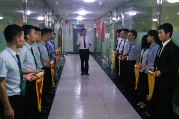 八维职业学校网络工程专业学子学习生活风采