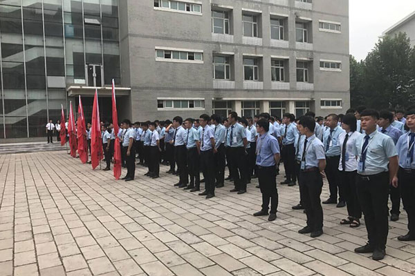 八维职业学校网络工程专业学子学习生活风采