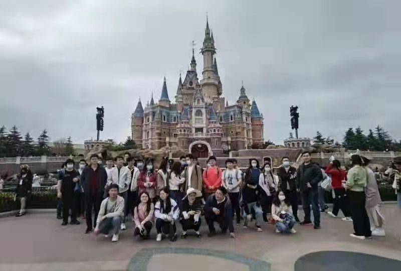 八维职业学校网络工程专业学子学习生活风采