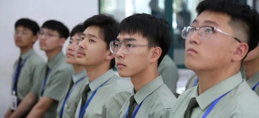 八维职业学校宿迁职业技术学院国际新媒体课程开课啦！
