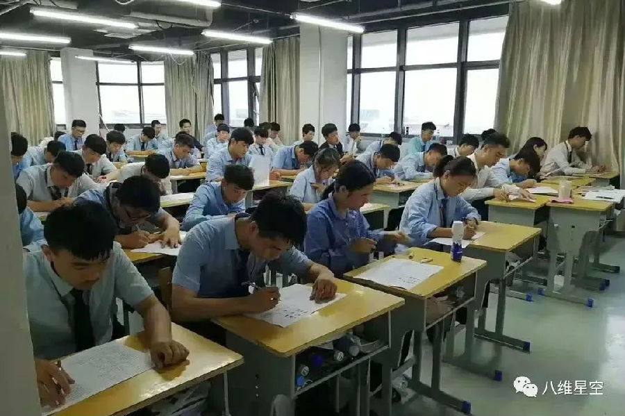 八维学校网站工程专业实战锻造前端精英，开启高薪职业新篇章！