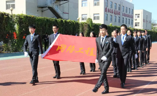 网络安全问题催生700亿元市场，八维教育网安人才迎来就业利好！