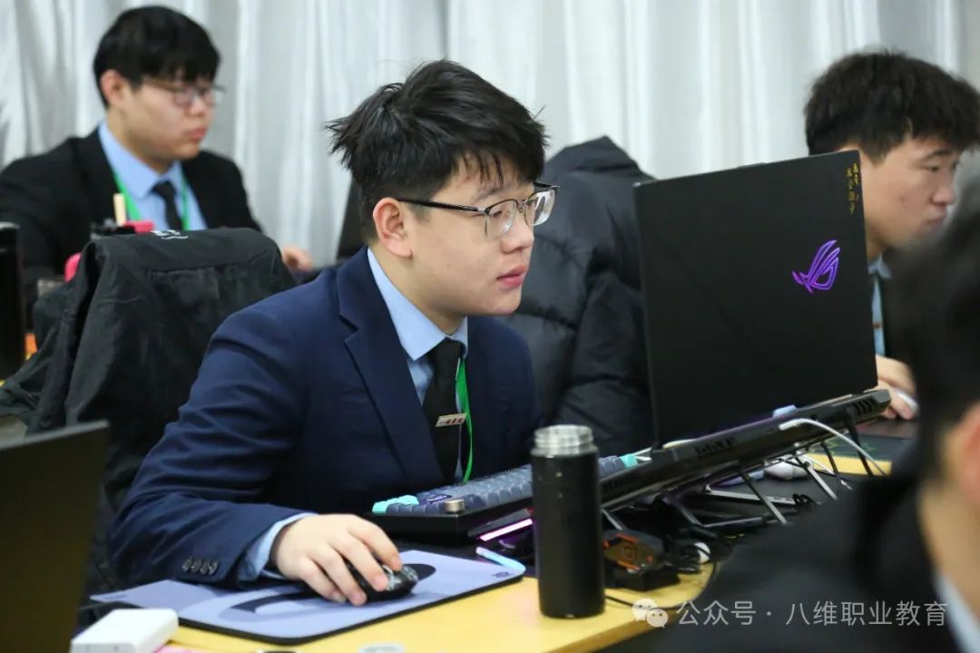 江苏宿迁八维学校：AI变革的先行者，引领智慧新篇章的来临！