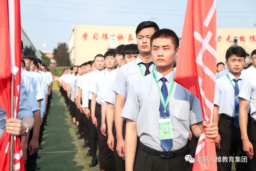 江苏宿迁八维学校：AI赋能未来教育新风尚，铸就未来AI领域精英！