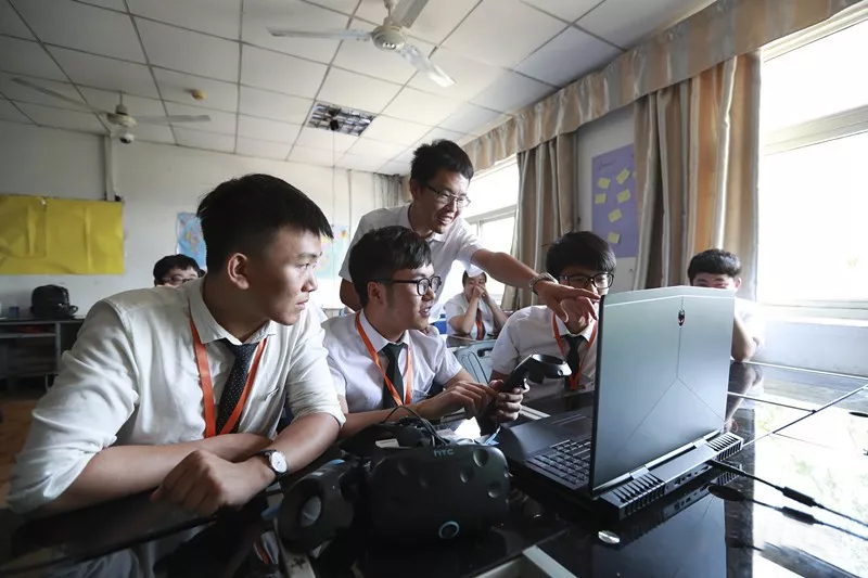 江苏宿迁八维教育：游戏开发专业的领航者，铸就游戏开发巨匠的黄金摇篮！