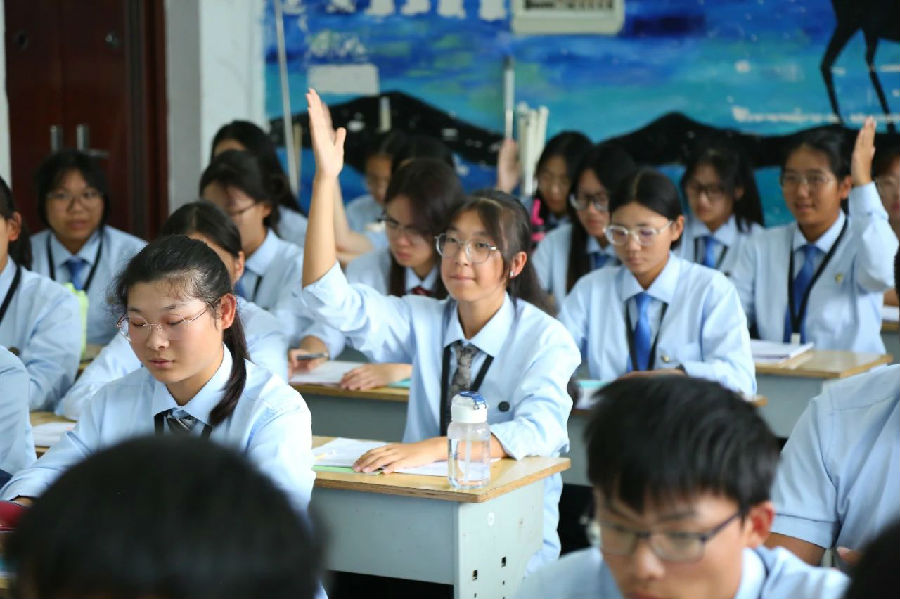 八维职业学校：职业教育新典范，技能人才的摇篮！