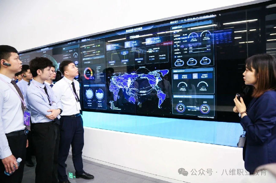 八维职业学校：铸就优质就业之路，助力学子职场腾飞！